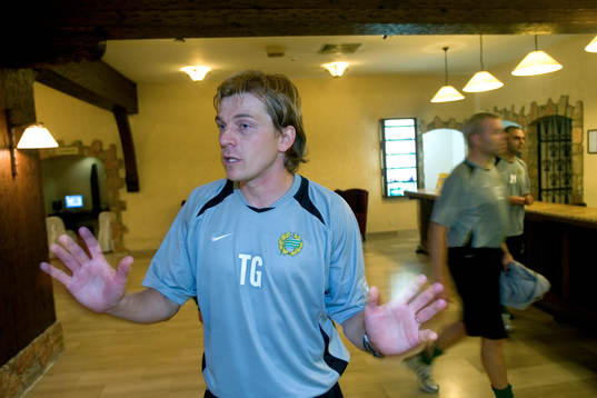 Tony Gustavsson, tränare, och målvaktstränaren Lasse