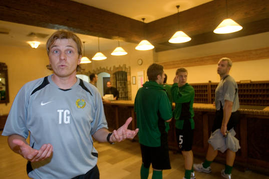 Tony Gustavsson, tränare, och målvaktstränaren Lasse
