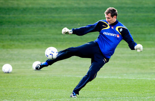 Andreas Isaksson, Målvakt