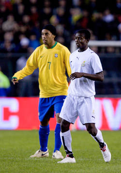Anthony Annan, Ghana och Ronaldinho, Brasilien