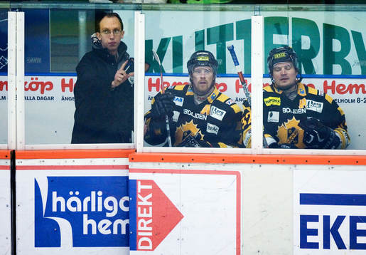 Två Skellefteå-spelare i utvisningsbåset