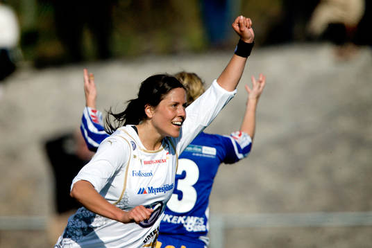 Madeleine Edlund, Umeå jublar