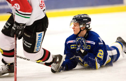 Pasi Puistola, HV71 ligger på isen