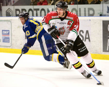 2-5 blev slutresultatet, Per Svartvadet, Modos lagkapten