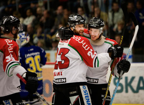 0-3 och jubel av Peter Öberg Modos målskytt