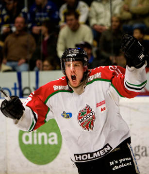 0-3 och jubel av Peter Öberg Modos målskytt