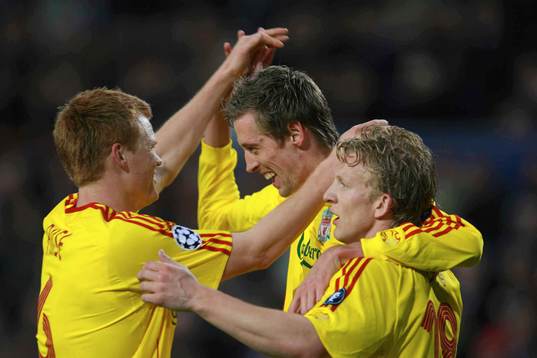 John Arne Riise, Liverpool gjorde andra målet.  Jubel med