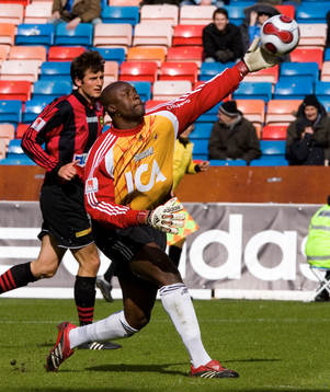 Pa Dembo Touray, målvakt, Djurgården