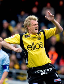 Mathias Svensson, Elfsborg, skriker, grinar illa