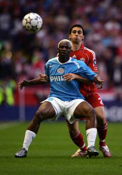 Arouna Kone, Eindhoven och Alvaro Arbeloa, Liverpool
