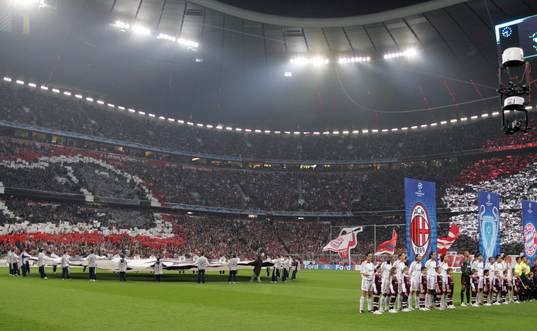Line up, Allianz Arena, stadion