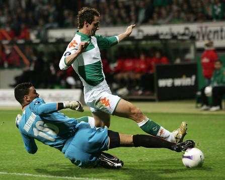 Torwart Boy Waterman och Miroslav Klose, Bremen
