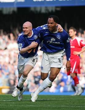 Joleon Lescott, Everton jublar över sitt öppningsmål med