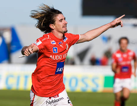 2-1, Cesar Santin. Jubel