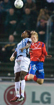 Unge Andreas Landgren vinner nickduell mot Yannick Bapupa