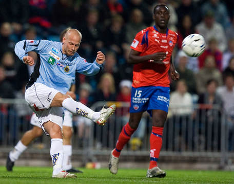 Johan Claesson, Gefle, skott. I bakgrunden, Oliver
