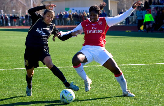 Marta, Umeå, Anita Asante, Arsenal