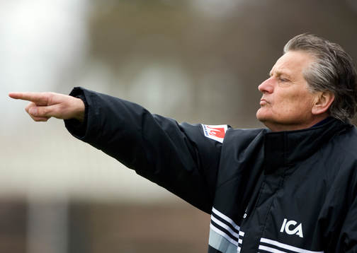 Bo Pettersson, manager, Eköping