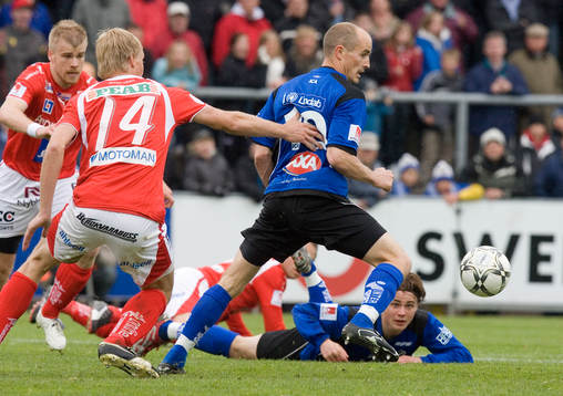 1-1, Magnus Arvidsson vänder bort Patrik Rosengren sedan