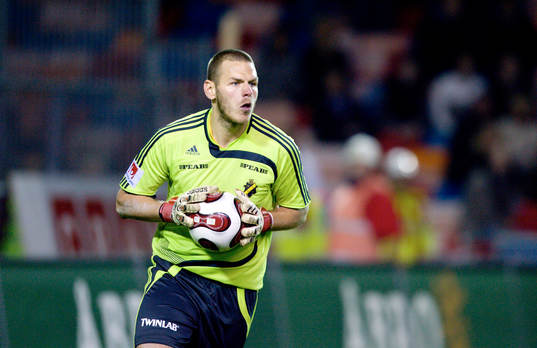 Daniel Örlund, Målvakt