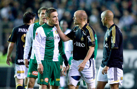 Nicklas Carlsson, AIK tröstar Petter Andersson, Hammarby