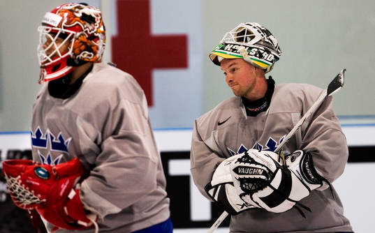 Johan Backlund och Daniel Henriksson, målvakt