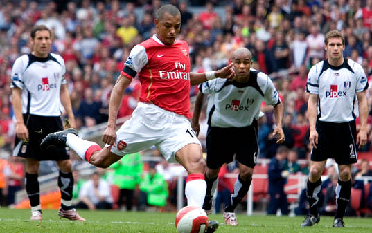 Gilberto, Arsenal, straff