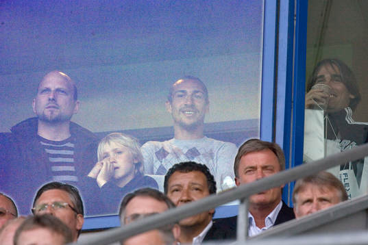 Henrik "Henke" Larsson såg matchen inne i värmen i logen