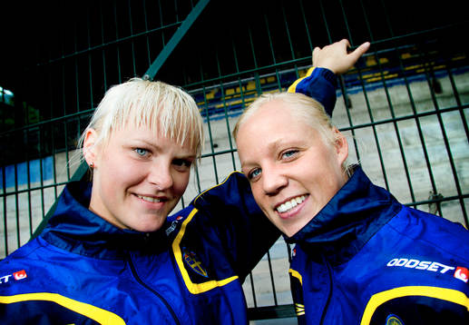 Nilla Fischer och Caroline Seger