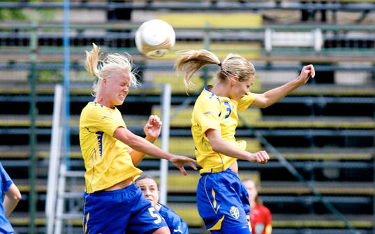 Caroline Seger nickar in 0-1