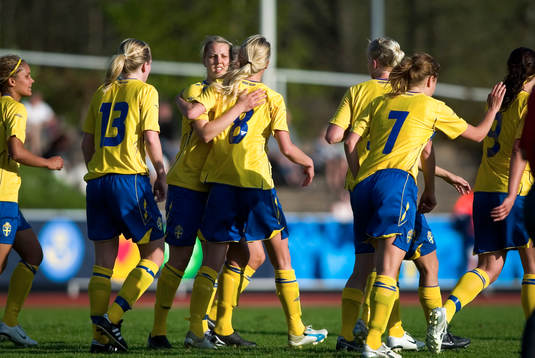 Sverige - Estland: Emma Stålhammar, Lena Andersson, Linda