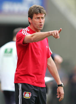 Michael Skibbe, tränare,  Bayer Leverkusen