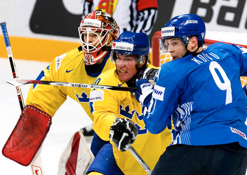 Johan Backlund, målvakt, Kenny Jönsson och Mikko Koivu