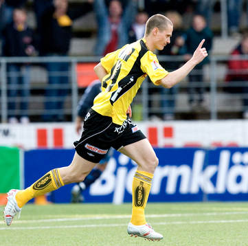 1-0 Jon Jönsson som jublar. Jubel