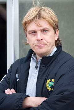 Tony Gustavsson, tränare