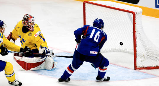 Johan Backlund, målvakt släpper in reduceringsmålet till