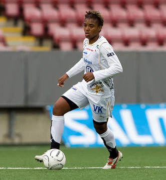 Elaine Moura, Umeå