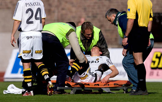 Miran Burgic, AIK skadades och åkte