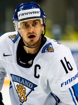 Ville Peltonen, Finland