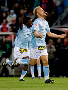 Anders Andersson och JImmy Dixon, MFF jublar