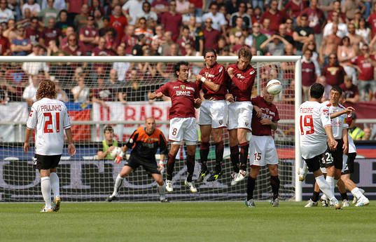 fotboll, serie a. Italiensk, Torino - Livorno