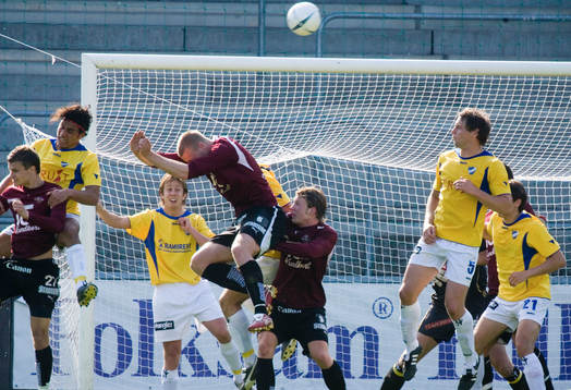 Trångt framför IFK Malmös mål