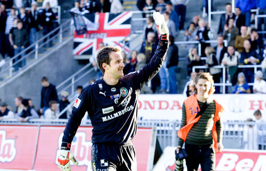 Richard Richardsson, Målvakt Örebro tar emot jublet