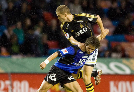 Dusan Djuric, Halmstad och Robert Åhman-Persson, AIK