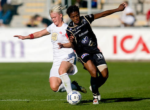 Nilla Fischer, Ldb och Eleine E Moura, Umeå