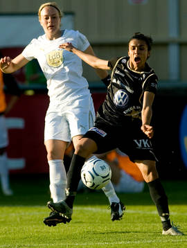Emma Wilhelmsson, Ldb och Marta Da Silva, Umeå