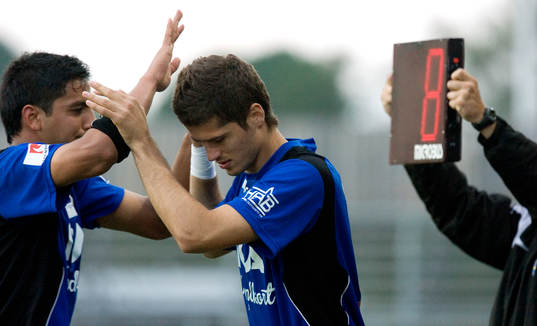 Ajsel Kujovic, byts in. Byte, genre