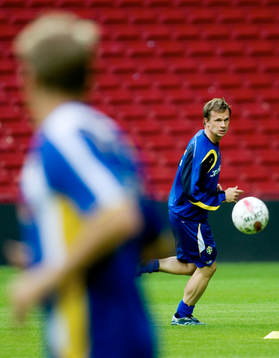 Tobias Linderoth, Sverige