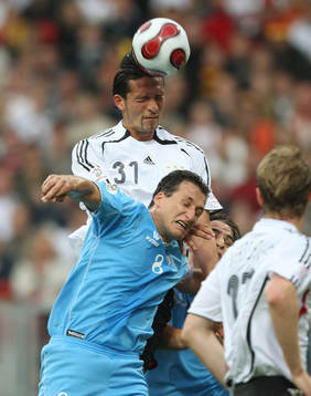 Simone Bacciocchi, San Marino och Kevin Kuranyi, Tyskland