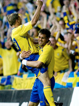 Johan Elmander, Sverige och Markus Allbäck, jubel